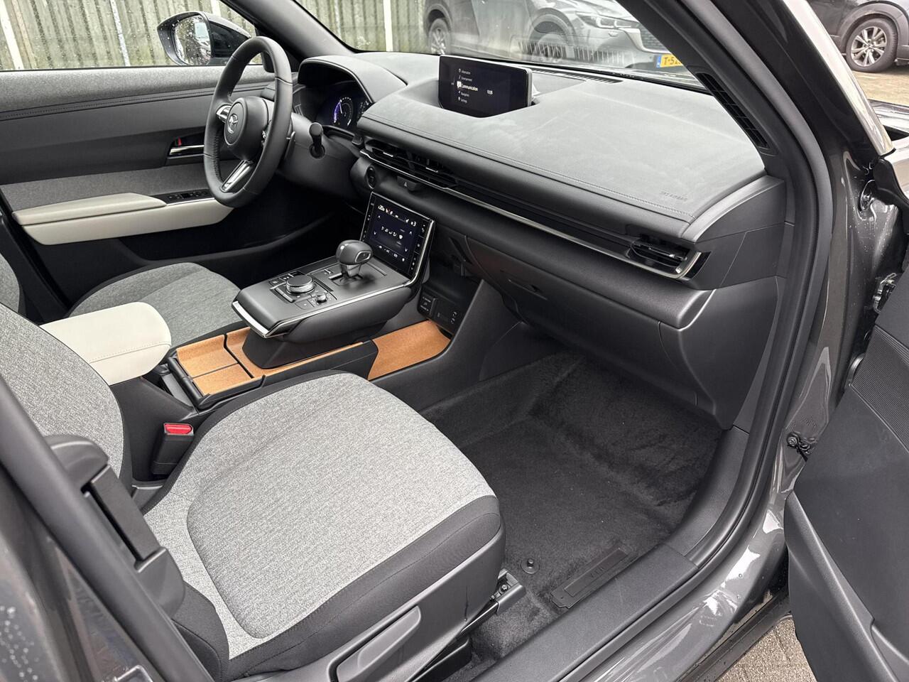 Mazda MX-30 e-SkyActiv R-EV 170 Exclusive-line PHEV | ¤ 9.000 KORTING | Achteruitrijcamera| Adaptive Cruise