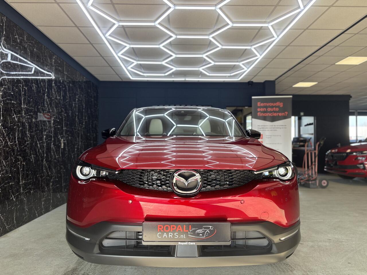 Mazda MX-30 e-SkyActiv R-EV 170 Makoto PANO/ BOSE SPEAKERS