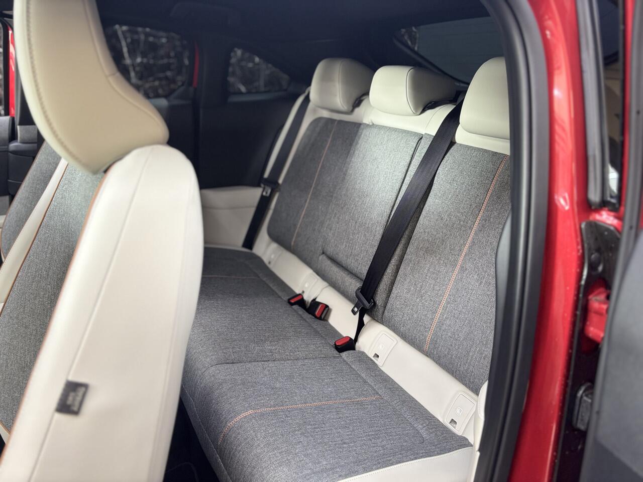 Mazda MX-30 e-SkyActiv R-EV 170 Makoto PANO/ BOSE SPEAKERS