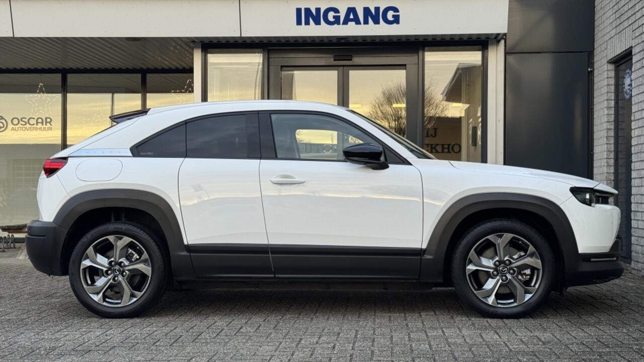 Mazda MX-30 e-SkyActiv 145 Comf. | HUD | Camera | Navi