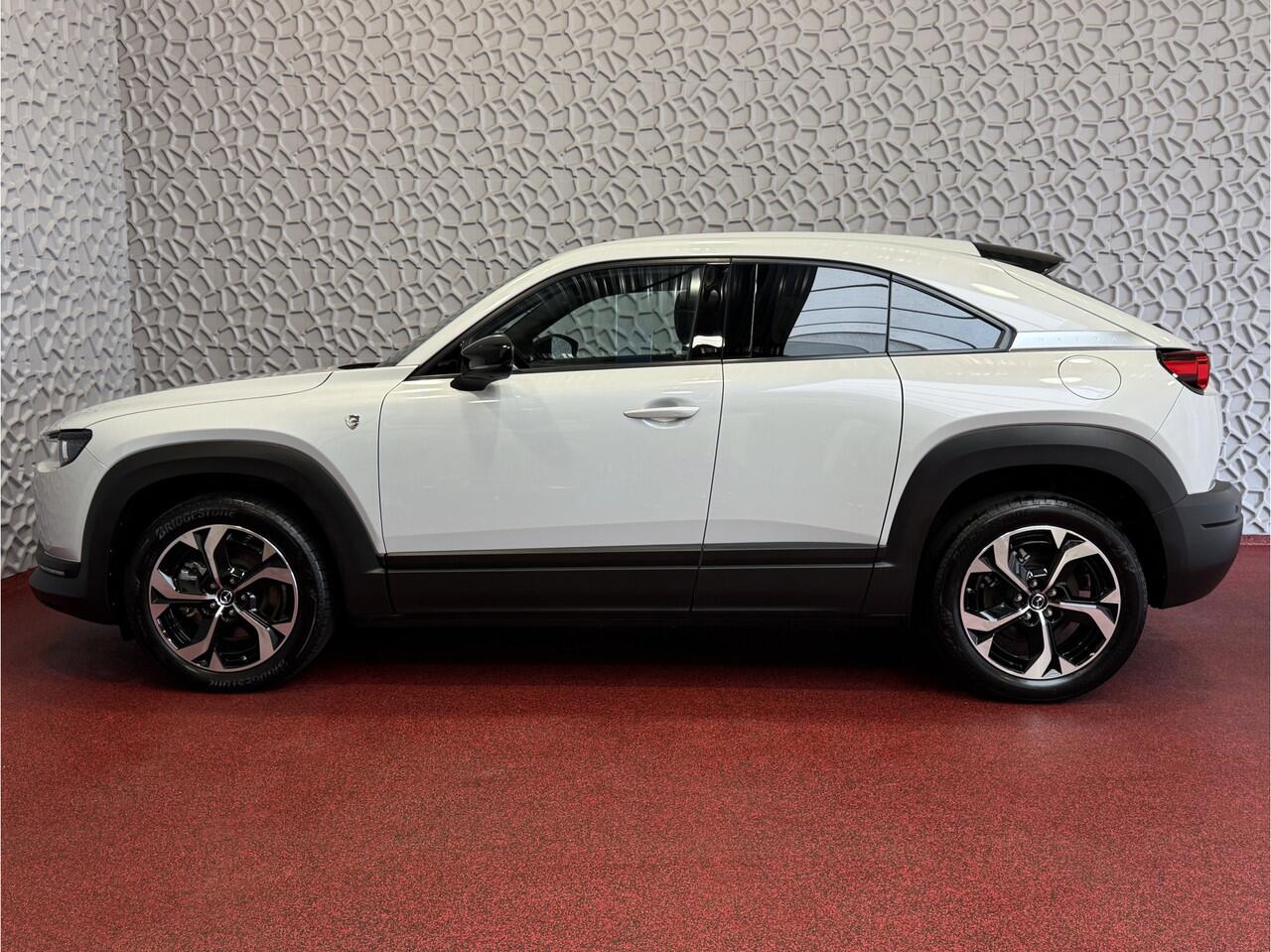 Mazda MX-30 E-SKYACTIV R-EV PHEV BOSE 170PK ELEK.STOEL H.U.D CAMERA LED PLUG IN HYBRID phev plugin