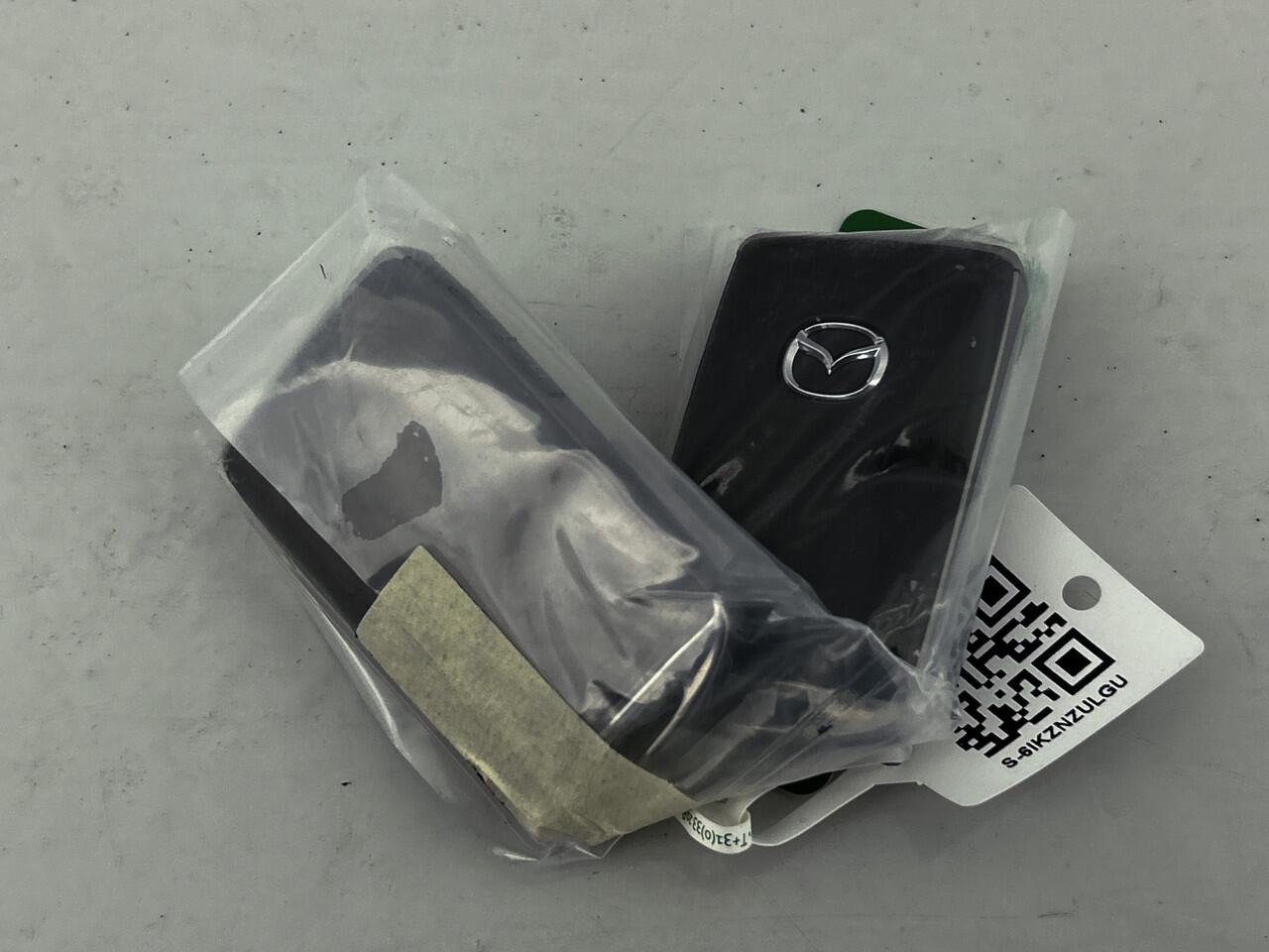 Mazda MX-30 e-SkyActiv R-EV 170 Exclusive-line Getoonde prijs incl. 6.000 euro voorraadvoordeel !