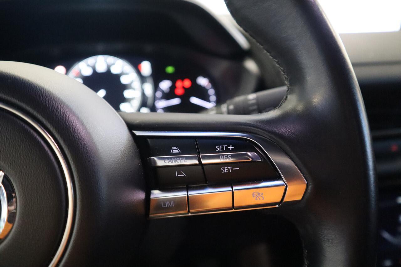 Mazda MX-30 e-SkyActiv 145 First Edition 36 kWh Navigatie Halfleder interieur 18 lmv lane ass. 24 maanden garantie mogelijk (*vraag naar de voorwaarden)