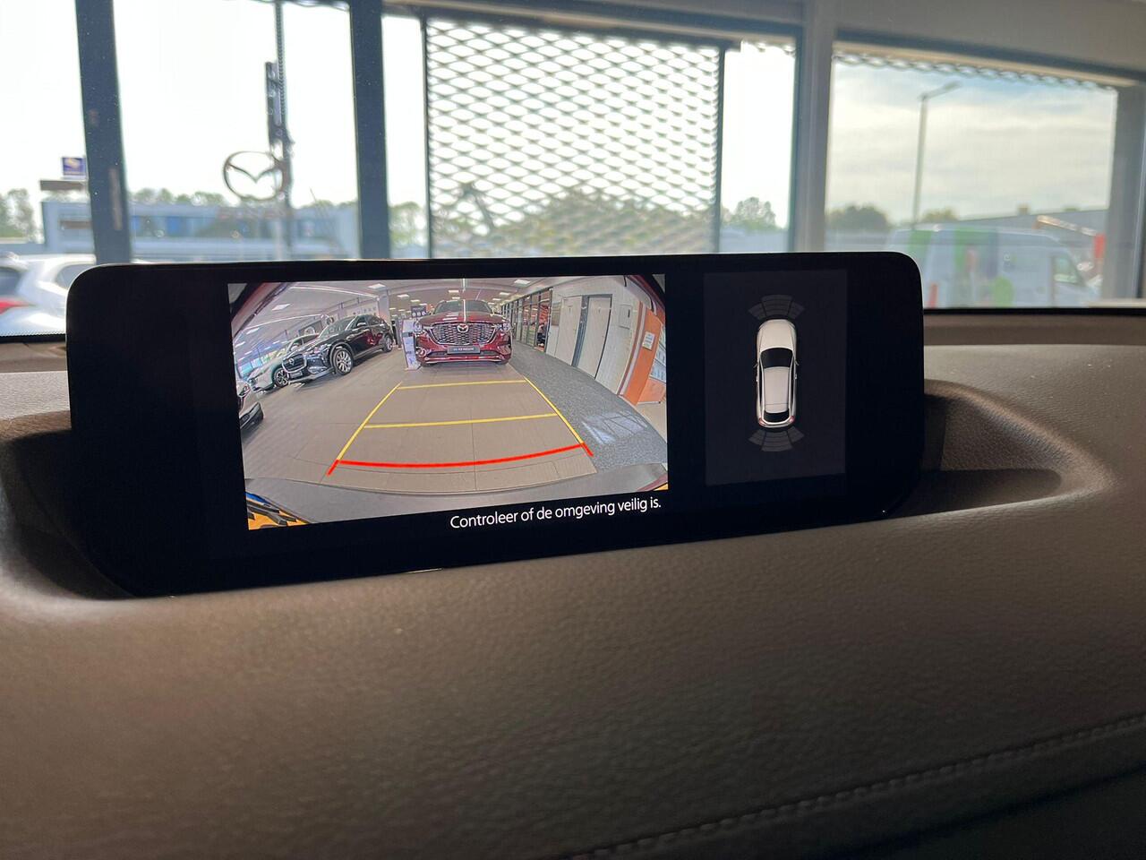 Mazda MX-30 e-SkyActiv R-EV 170 Exclusive-line , Voorraadvoordeel ¤ 9.230,-, Automaat, Trekhaak voor fietsen, All Season, LKA, Camera, Half Leder, Adap. Cruise, LMV 18 Inch, Navi, HUD, Apple Carplay, Stoelverwarming, Stuurverwarming, Stoelverwarming