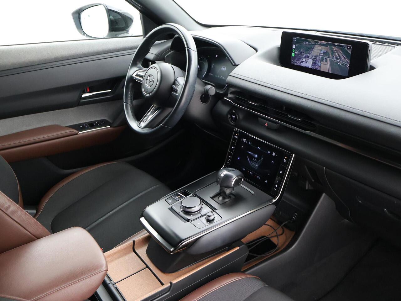 Mazda MX-30 e-SkyActiv 145 PK FIRST EDITION 36 kWh + HEAD-UP | CAMERA | APPLE CARPLAY | MEMORY | ADAPTIVE CRUISE