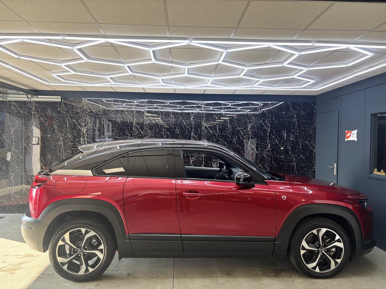 Mazda MX-30 e-SkyActiv R-EV 170 Makoto PANO/ BOSE SPEAKERS