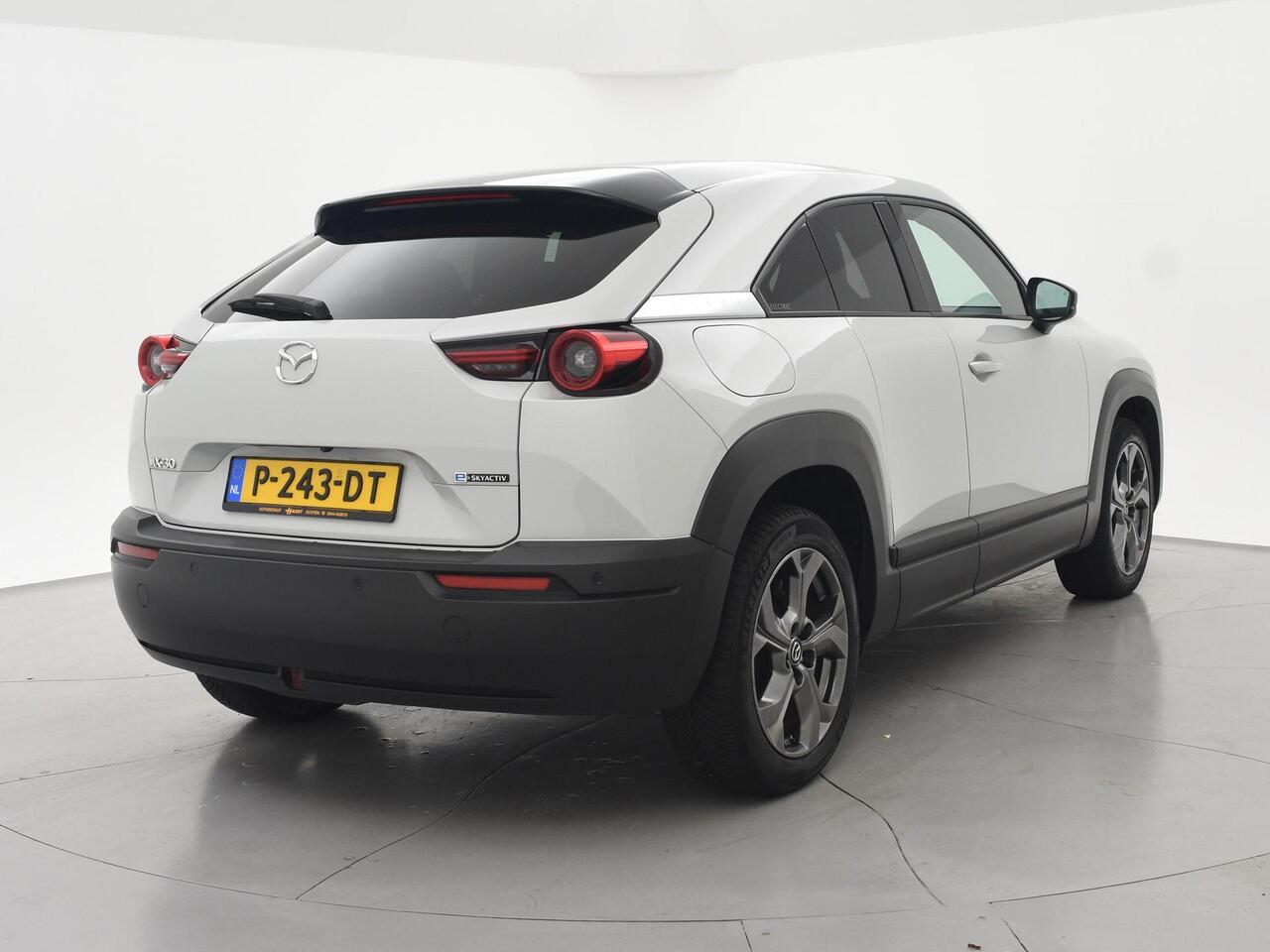 Mazda MX-30 e-SkyActiv 145 PK FIRST EDITION 36 kWh + HEAD-UP | CAMERA | APPLE CARPLAY | MEMORY | ADAPTIVE CRUISE