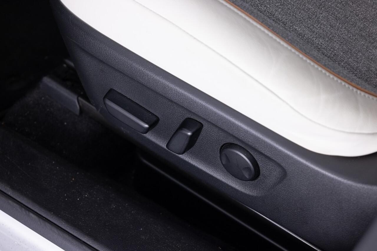 Mazda MX-30 e-SkyActiv 145 First Edition 36 kWh | SOH 96% ? 1e Eigenaar