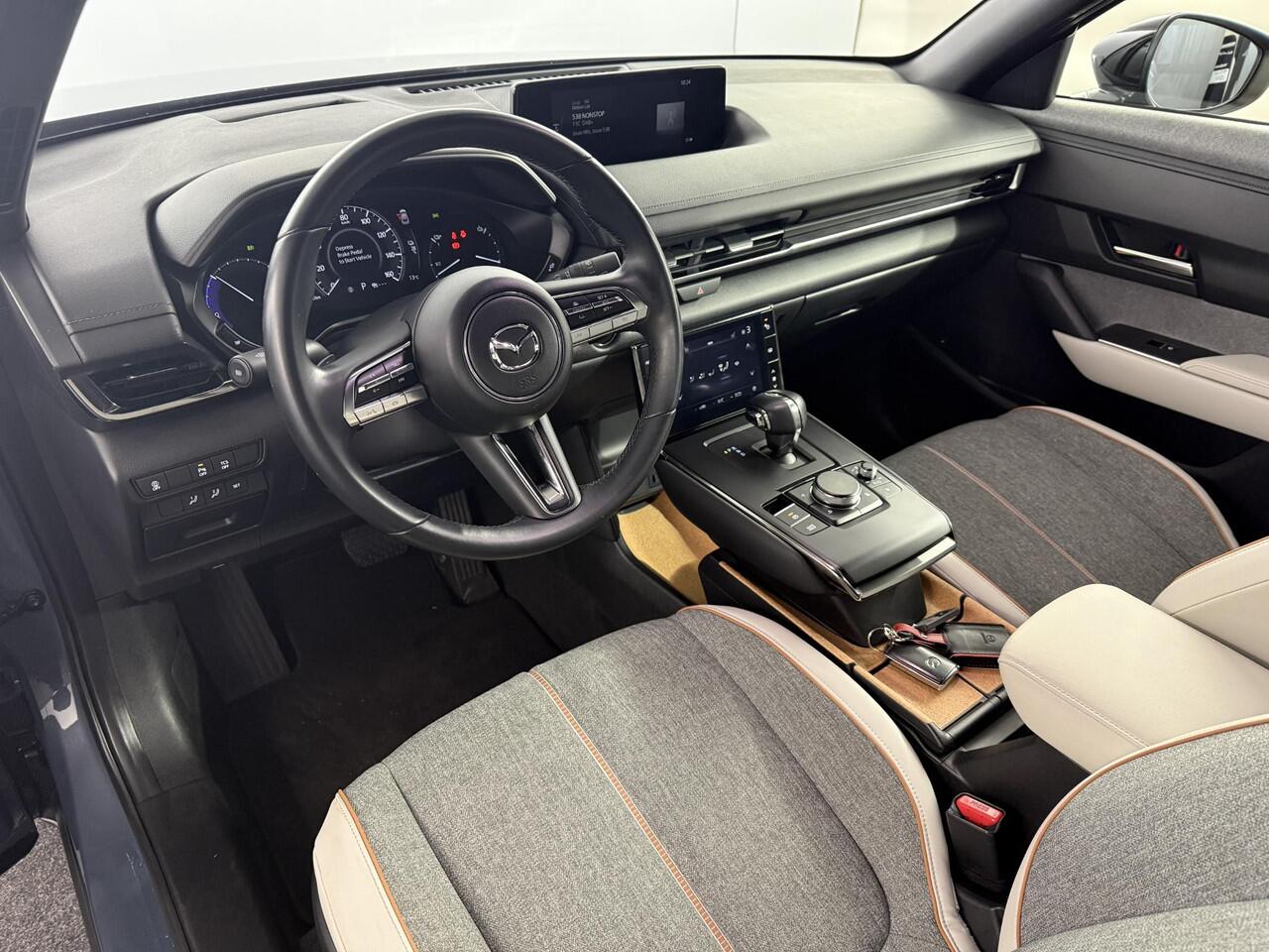 Mazda MX-30 e-SkyActiv 145 First Edition 36 kWh / Navigatie / Climate Ccontrol / Cruise Control /