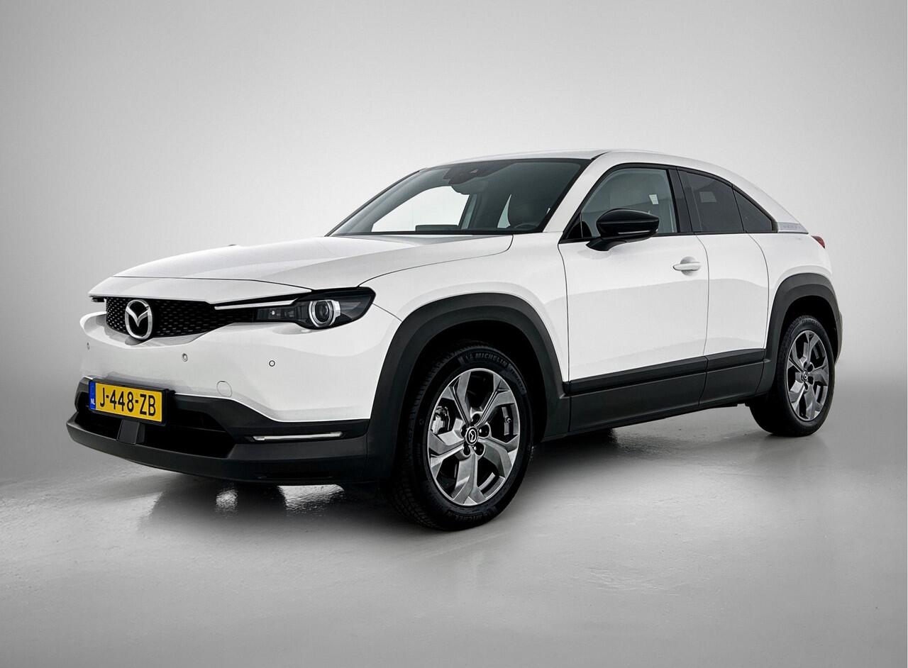 Mazda MX-30 e-SkyActiv 145 First Edition 36 kWh Navigatie | Camera achter | Stoelverwarming | PDC | Lichtmetaal