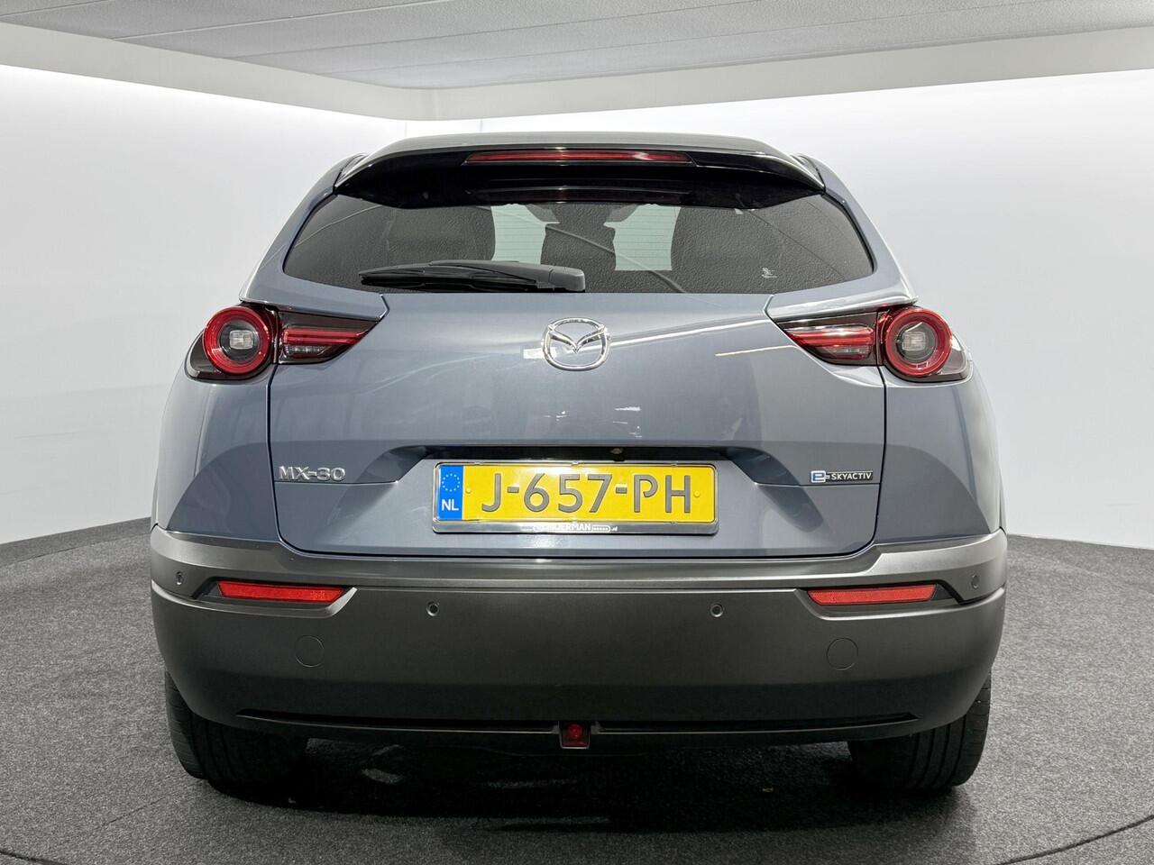 Mazda MX-30 e-SkyActiv 145 First Edition 36 kWh / 100% Electrisch / Navi / Camera / Luxe pakket
