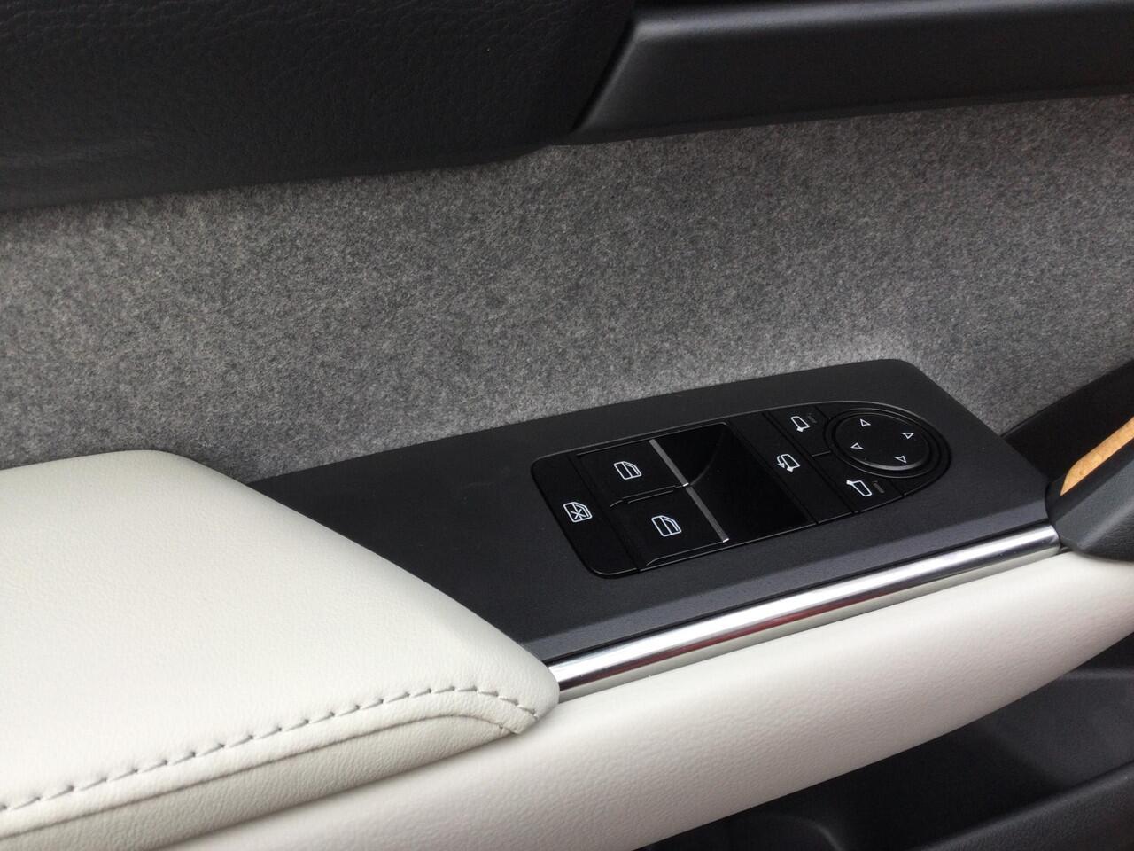 Mazda MX-30 E-Skyactiv EV 145 Advantage Modern