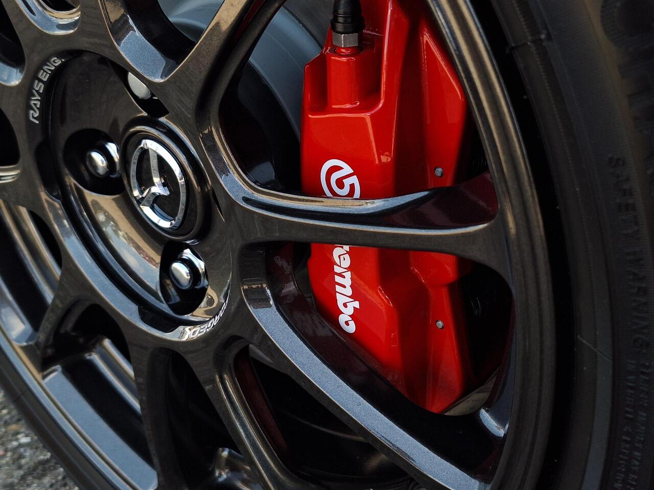 Mazda MX-5 1.5 SkyActiv-G 132 Homura | Brembo | Sportonderstel | Bose | Recaro | Achteruitrij camera | BBS Forged velgen | Full led adaptieve koplampen | Draadloze Apple Carplay en Android Auto | Navigatie | Cruise Control | Stoelverwarming |