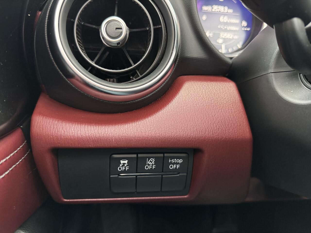 Mazda MX-5 RF 1.5 SkyActiv-G Edition 100