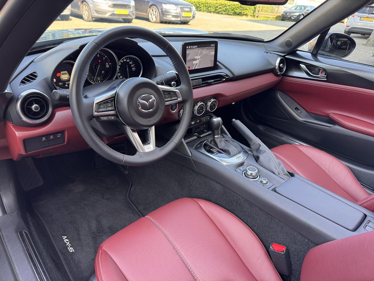 Mazda MX-5 2.0 SkyActiv-G 184 Automaat Apple carplay/Leder/Camera