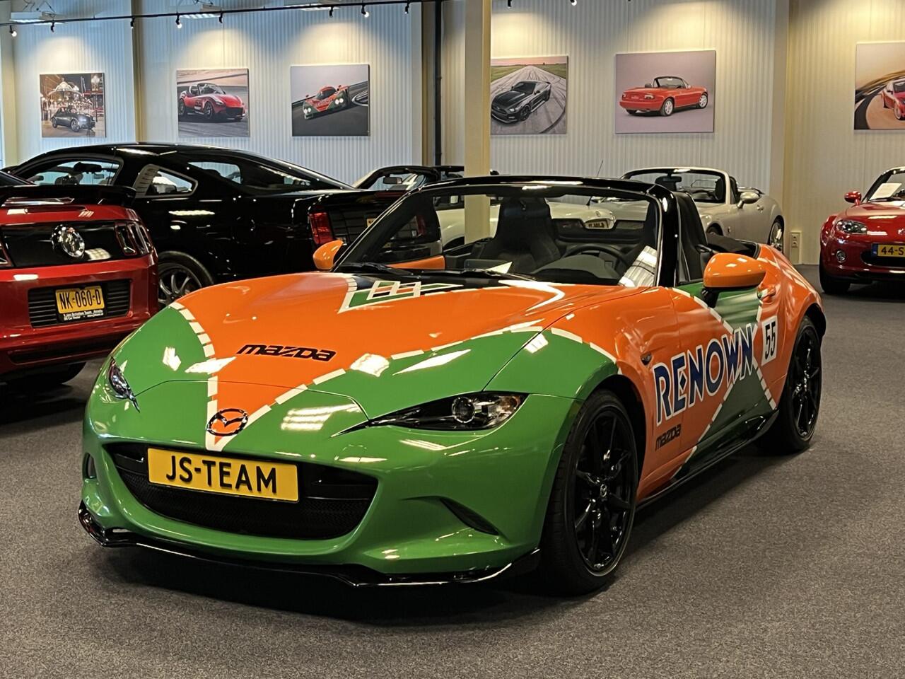 Mazda MX-5 ND Roadster 1.5 SkyActiv-G 132PK Le Mans Edition MazdaSpeed Bodykit Apple CarPlay