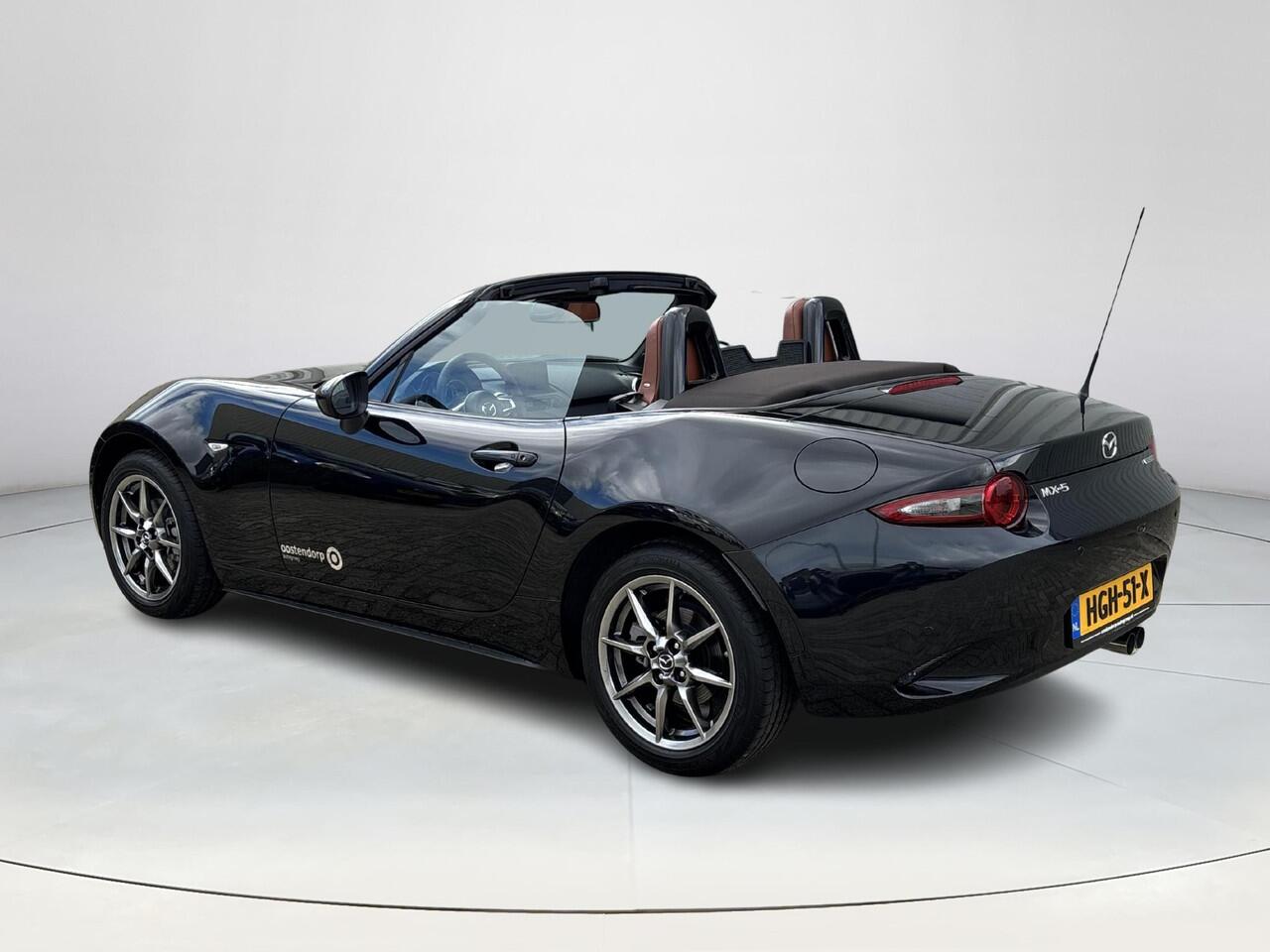 Mazda MX-5 1.5 SkyActiv-G 132 Kazari | Cruise Control | Navigatie | PDC | Camera | Lichtmetaal | Keyless Entry / Start | Lichtmetalen velgen | BOSE Premium Audio |