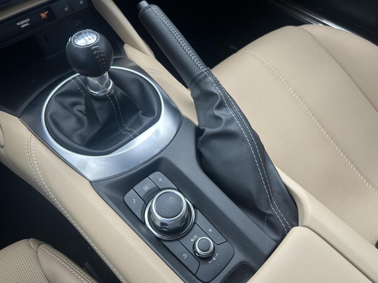 Mazda MX-5 1.5 SkyActiv-G 132 Kazari | LED | Camera | Leder | Fab.garantie 08-2031 |