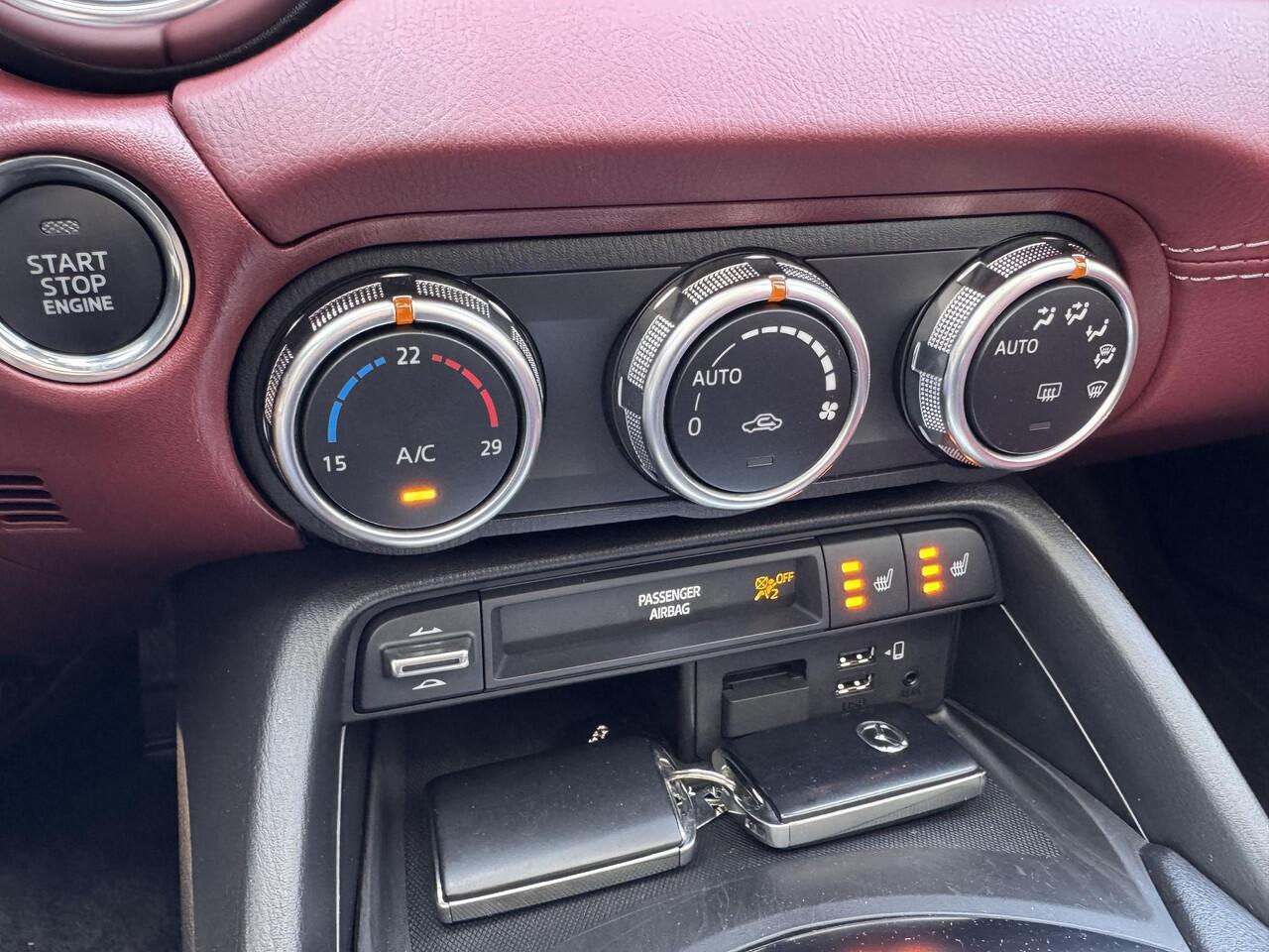 Mazda MX-5 2.0 SkyActiv-G 184 Automaat Apple carplay/Leder/Camera