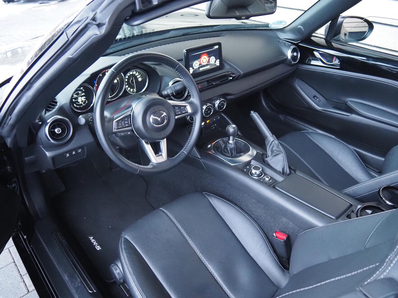 Mazda MX-5 1.5 SkyActiv-G 132 Luxury - Dealeronderhouden