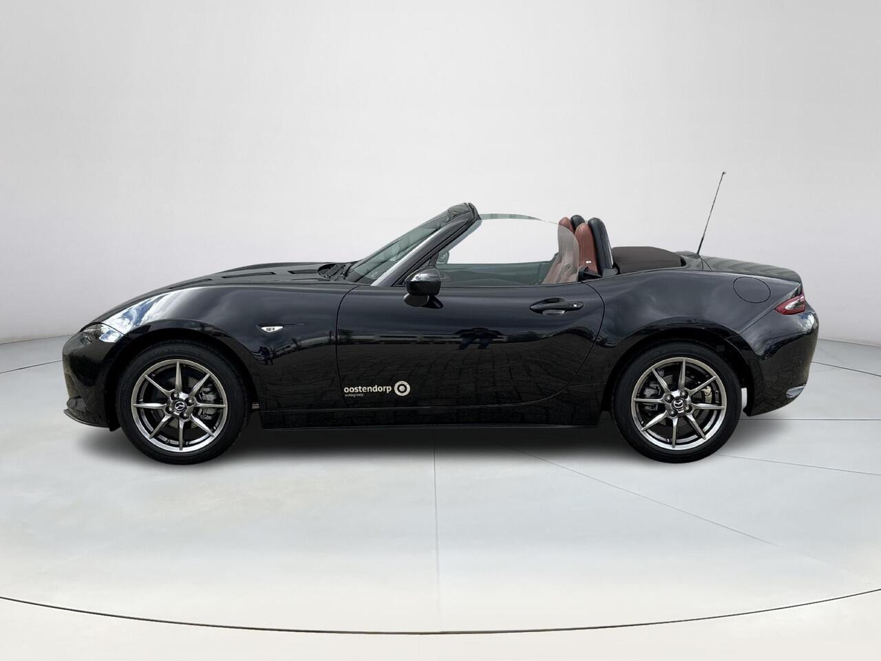 Mazda MX-5 1.5 SkyActiv-G 132 Kazari | Cruise Control | Navigatie | PDC | Camera | Lichtmetaal | Keyless Entry / Start | Lichtmetalen velgen | BOSE Premium Audio |