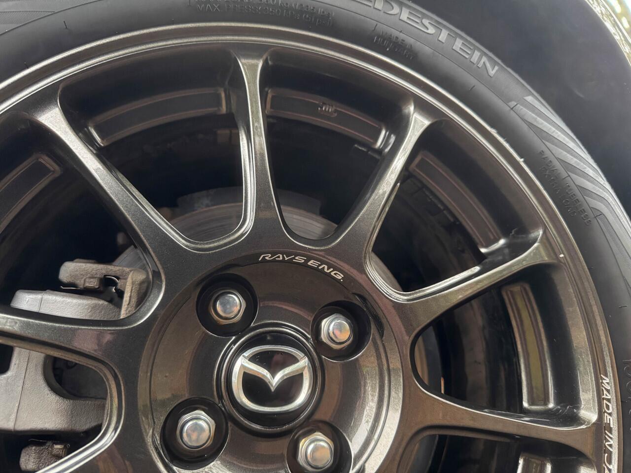 Mazda MX-5 RF 1.5 SkyActiv-G Edition 100