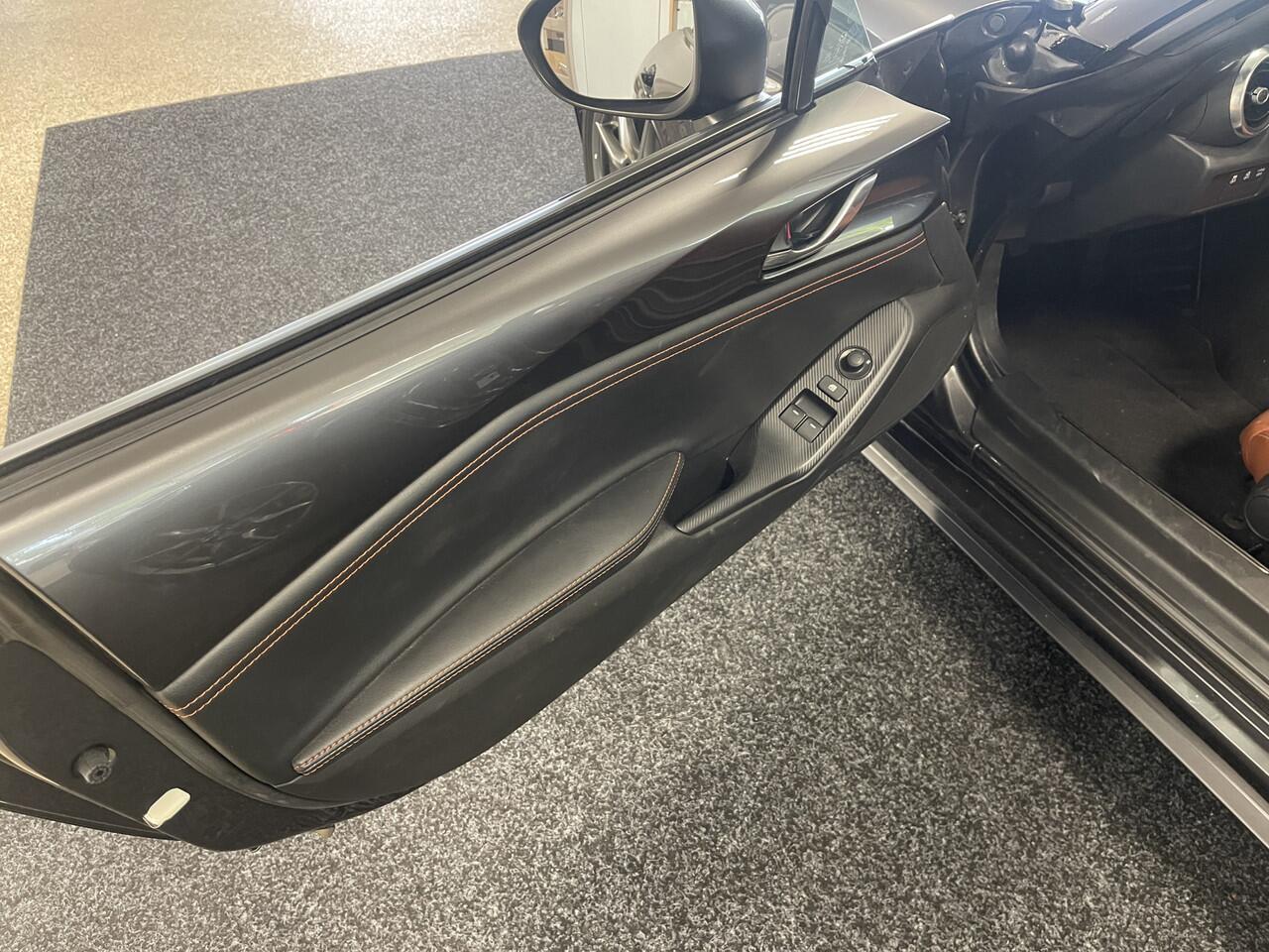 Mazda MX-5 1.5 SkyActiv-G 132 Luxury super lage km stand