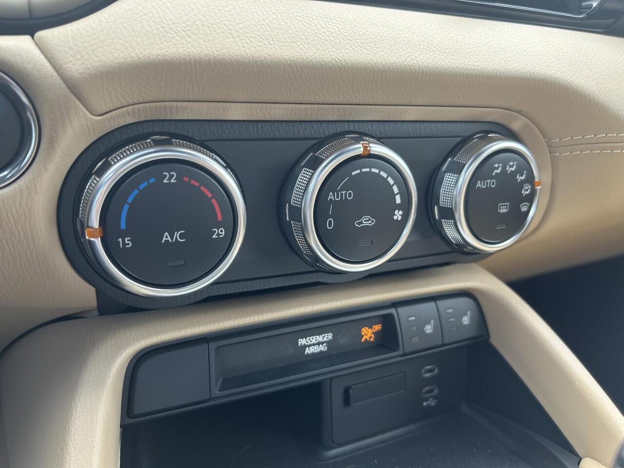 Mazda MX-5 1.5 SkyActiv-G 132 Kazari | LED | Camera | Leder | Fab.garantie 08-2031 |