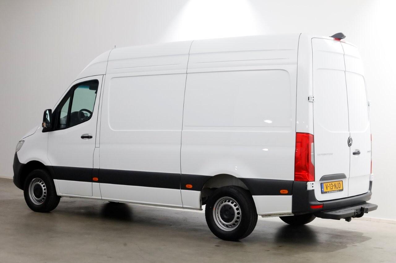 Mercedes-Benz 311 CDI Sprinter 115pk RWD L2H2 Airco/Navi/Camera 07-2024