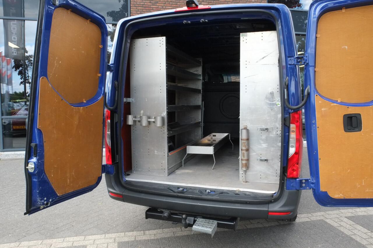 Mercedes-Benz 311 CDI Sprinter 2.2 L2H1 Dubbele cabine Navigatie, Achteruitrijcamera, Trekhaak, Cruisecontrole, Airco