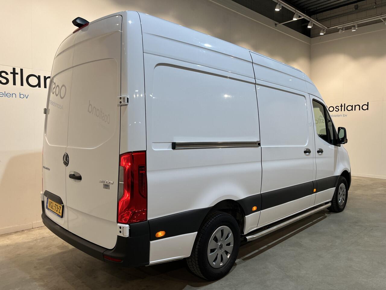 Mercedes-Benz 311 CDI Sprinter L2H2 RWD / Euro 6 / Servicebus / Bott inrichting / 220V / Airco / Oprijplaat / Compressor / CarPlay / Camera