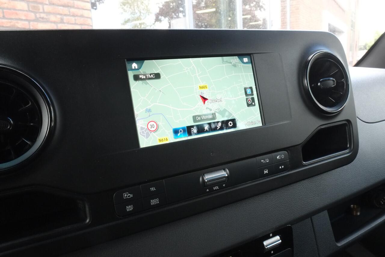 Mercedes-Benz 311 CDI Sprinter 2.2 L2H1 Dubbele cabine Navigatie, Achteruitrijcamera, Trekhaak, Cruisecontrole, Airco