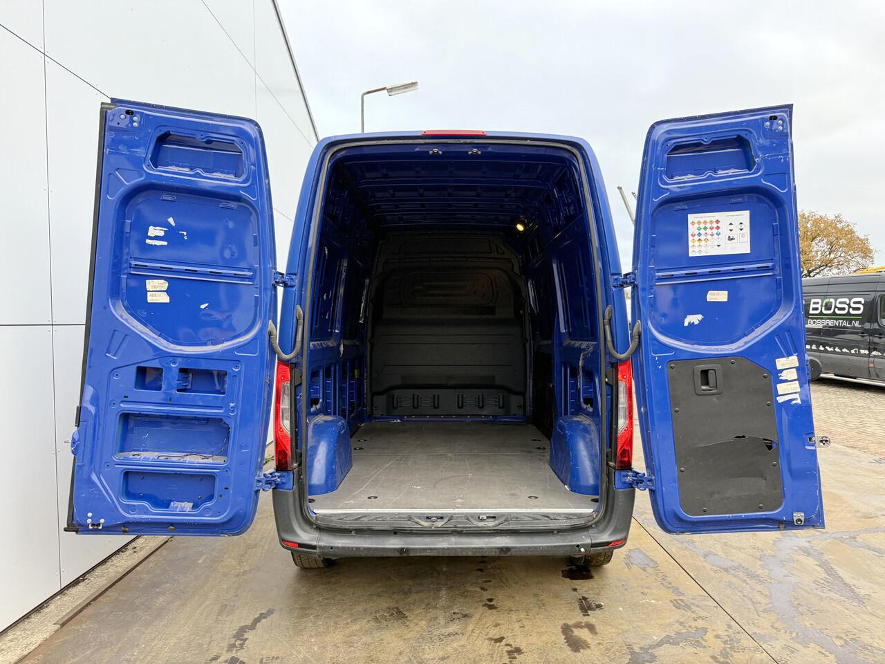 Mercedes-Benz 311 CDI Sprinter 2.2 L2H2 Climate Control Carplay ESP Parkeersensoren achter