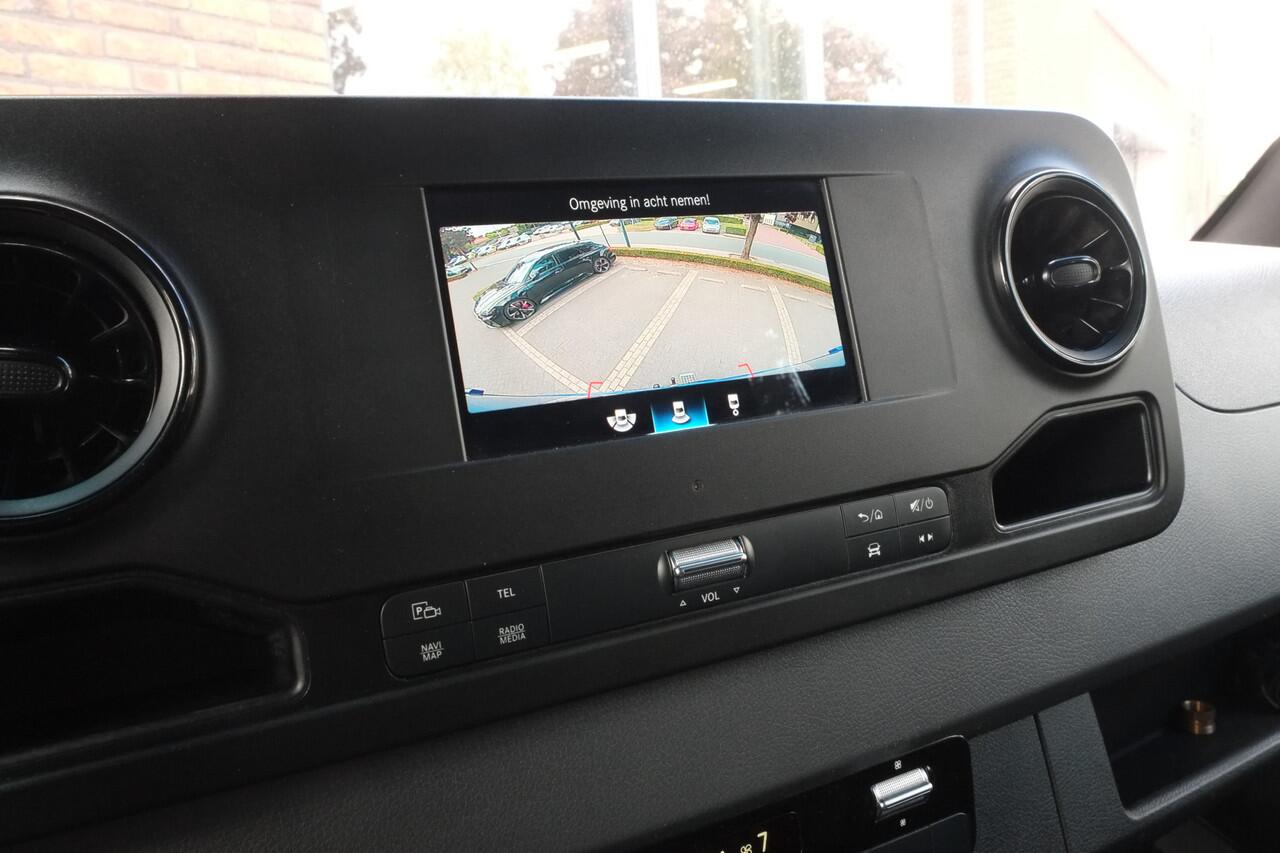 Mercedes-Benz 311 CDI Sprinter 2.2 L2H1 Dubbele cabine Navigatie, Achteruitrijcamera, Trekhaak, Cruisecontrole, Airco