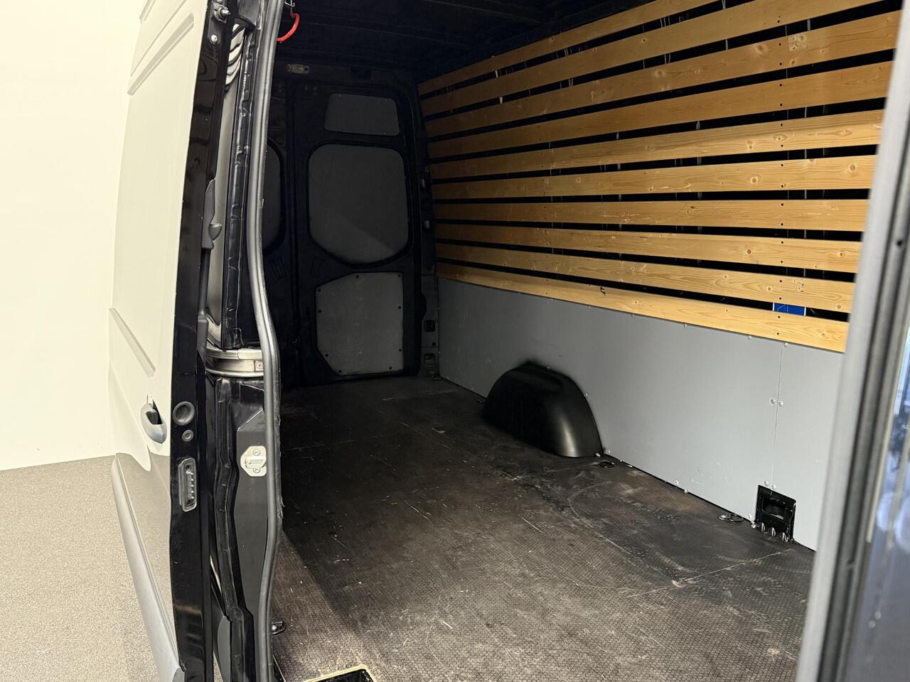 Mercedes-Benz 311 CDI Sprinter 1.9 L3H2 RWD Navi Apple carplay/android Airco Camera Trekhaak 3-zits