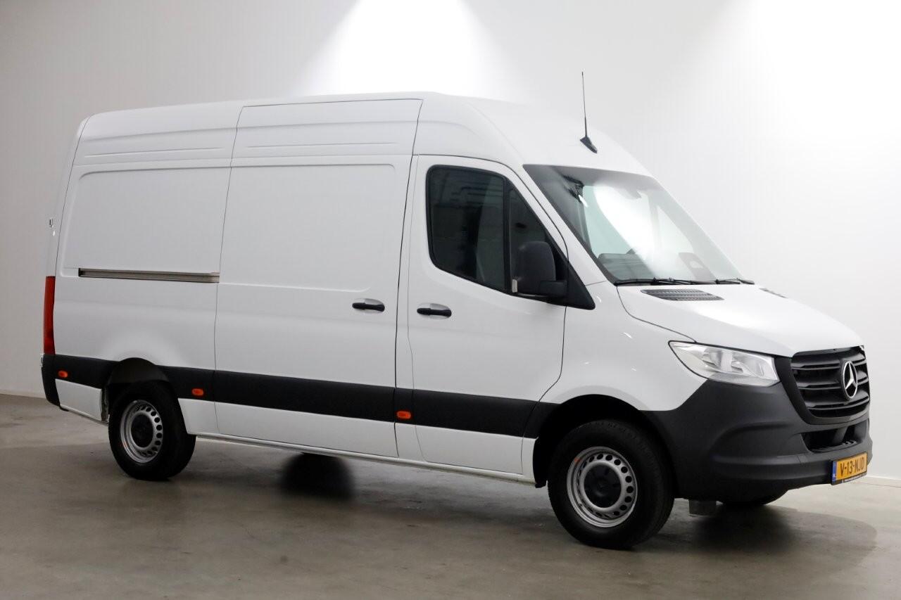 Mercedes-Benz 311 CDI Sprinter 115pk RWD L2H2 Airco/Navi/Camera 07-2024
