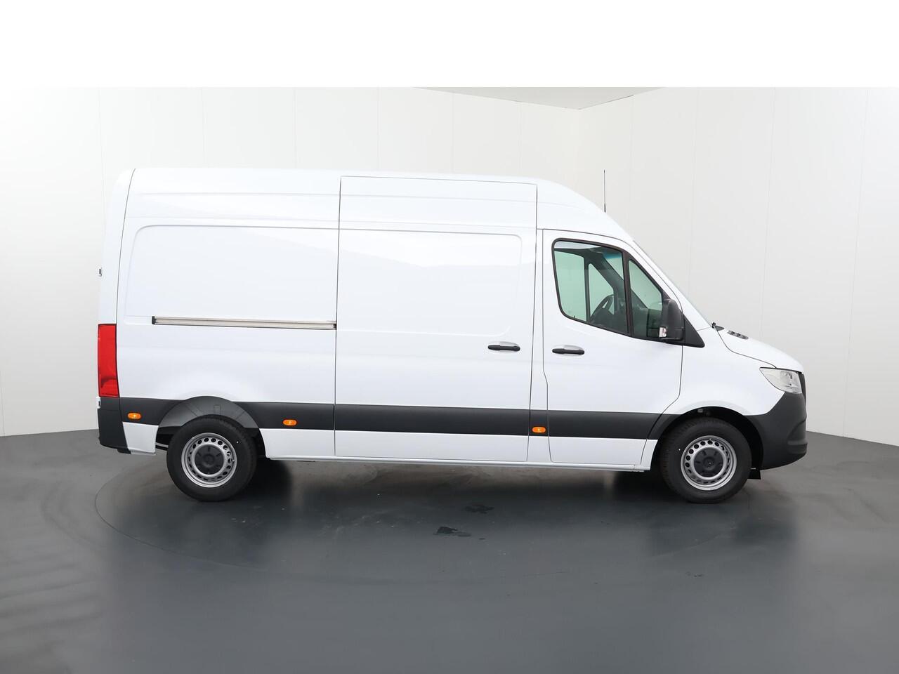 Mercedes-Benz 311 CDI Sprinter 1.9 L2H1 Functional