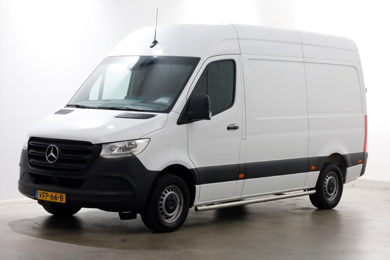 Mercedes-Benz 311 CDI Sprinter 115pk RWD L2H2 Servicewagen Airco/Camera/230V 03-2020