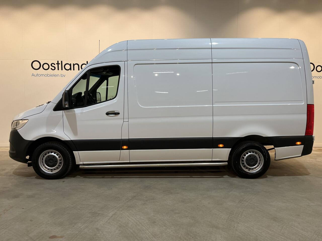 Mercedes-Benz 311 CDI Sprinter L2H2 RWD / Euro 6 / Servicebus / Bott inrichting / 220V / Airco / Oprijplaat / Compressor / CarPlay / Camera