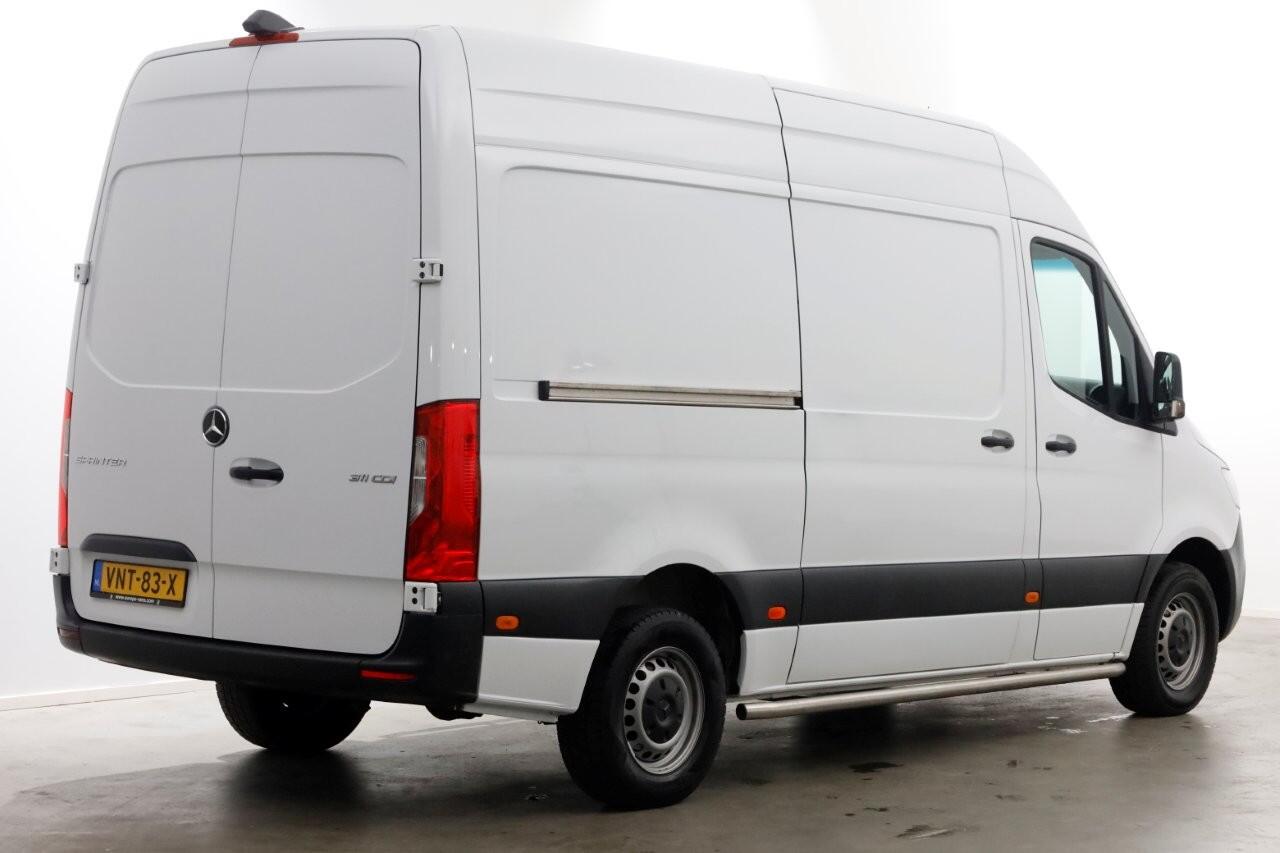 Mercedes-Benz 311 CDI Sprinter 115pk RWD L2H2 Servicewagen Airco/Camera/230V 02-2022