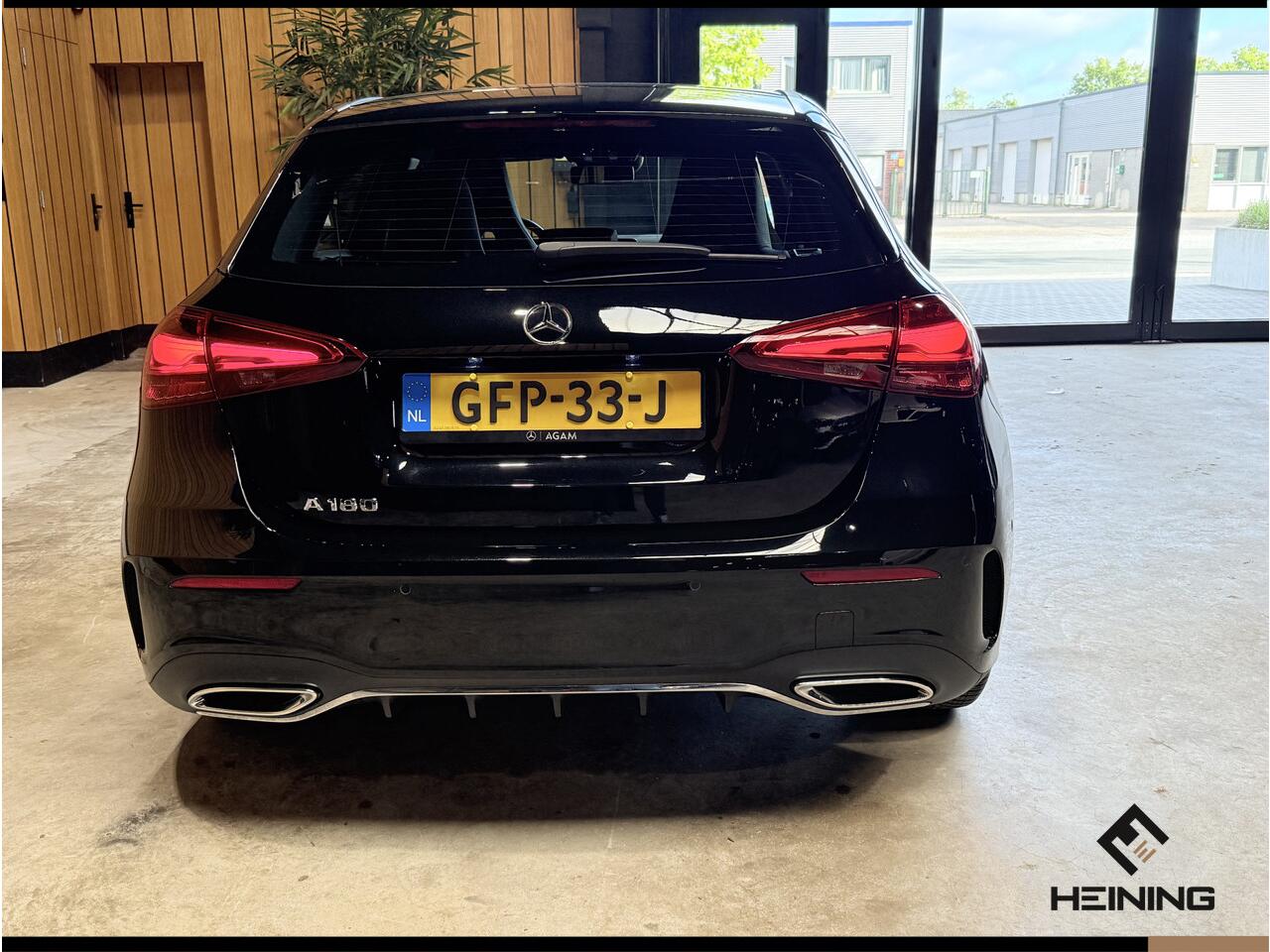 Mercedes-Benz A-KLASSE 180 Star Edition AMG Line. Stoelverwarming. Apple-carplay. Camera Hollandse auto met NAP