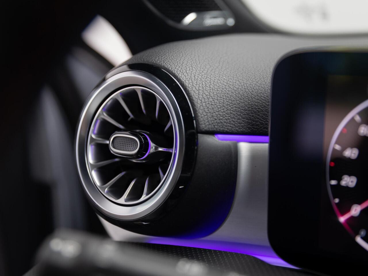 Mercedes-Benz A-KLASSE Limousine 180 Business Solution AMG