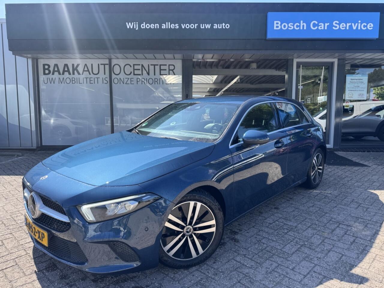 Mercedes-Benz A-KLASSE 180 Business solution Luxury | Leer | Adapt. Cruise