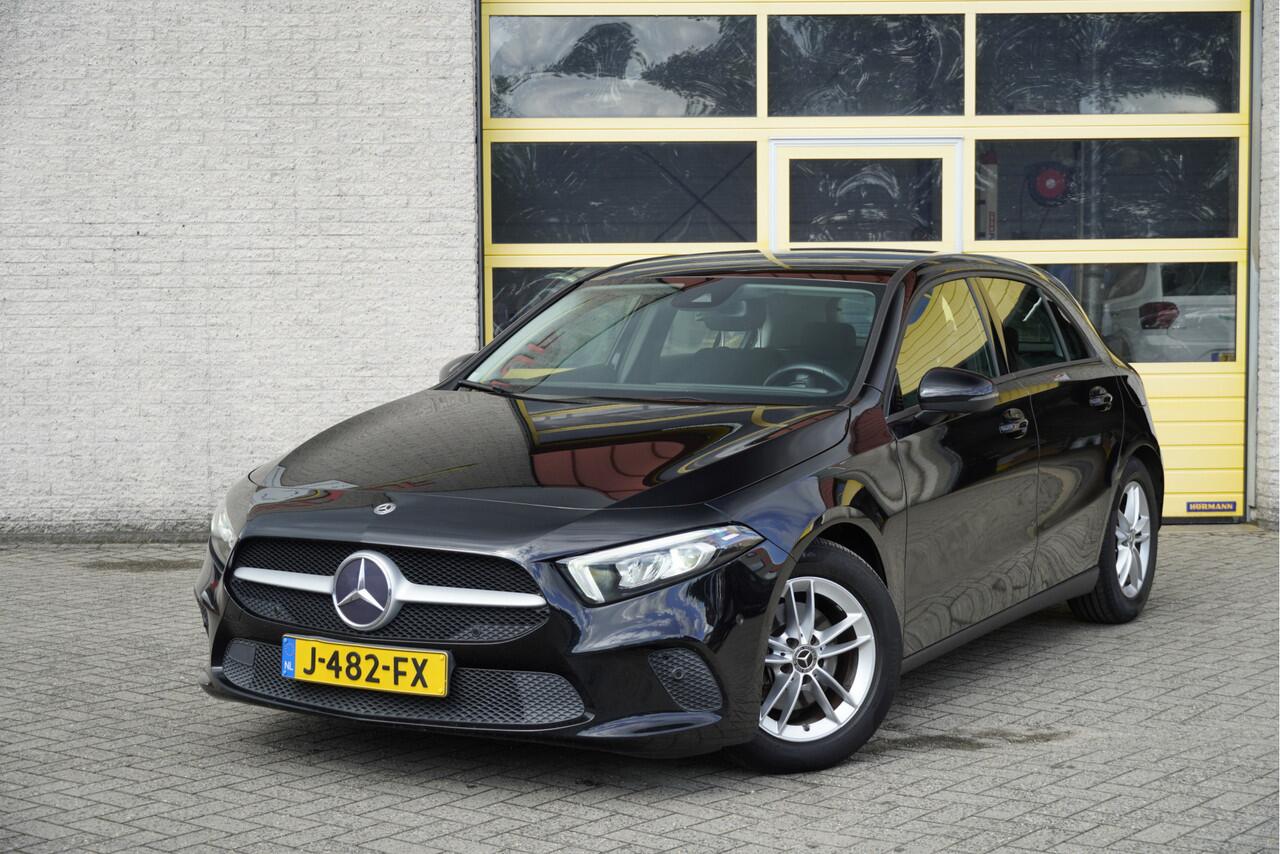 Mercedes-Benz A-KLASSE 180 Automaat! 5drs Business Solution BJ2020 Lmv 16" | Led | Pdc | Navi | Achteruitrijcamera | App-Connect | Virtual cockpit | Climate control | Cruise control | Verwarmde voorstoelen | Getint glas