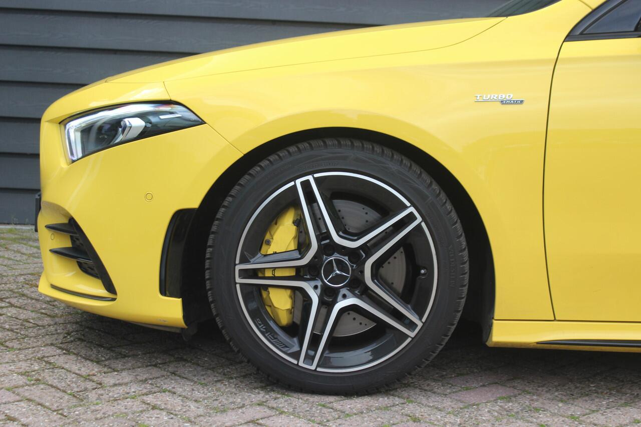 Mercedes-Benz A-KLASSE AMG 35 4MATIC - WIDESCREEN - ALCANTARA - CARPLAY - CAMERA -