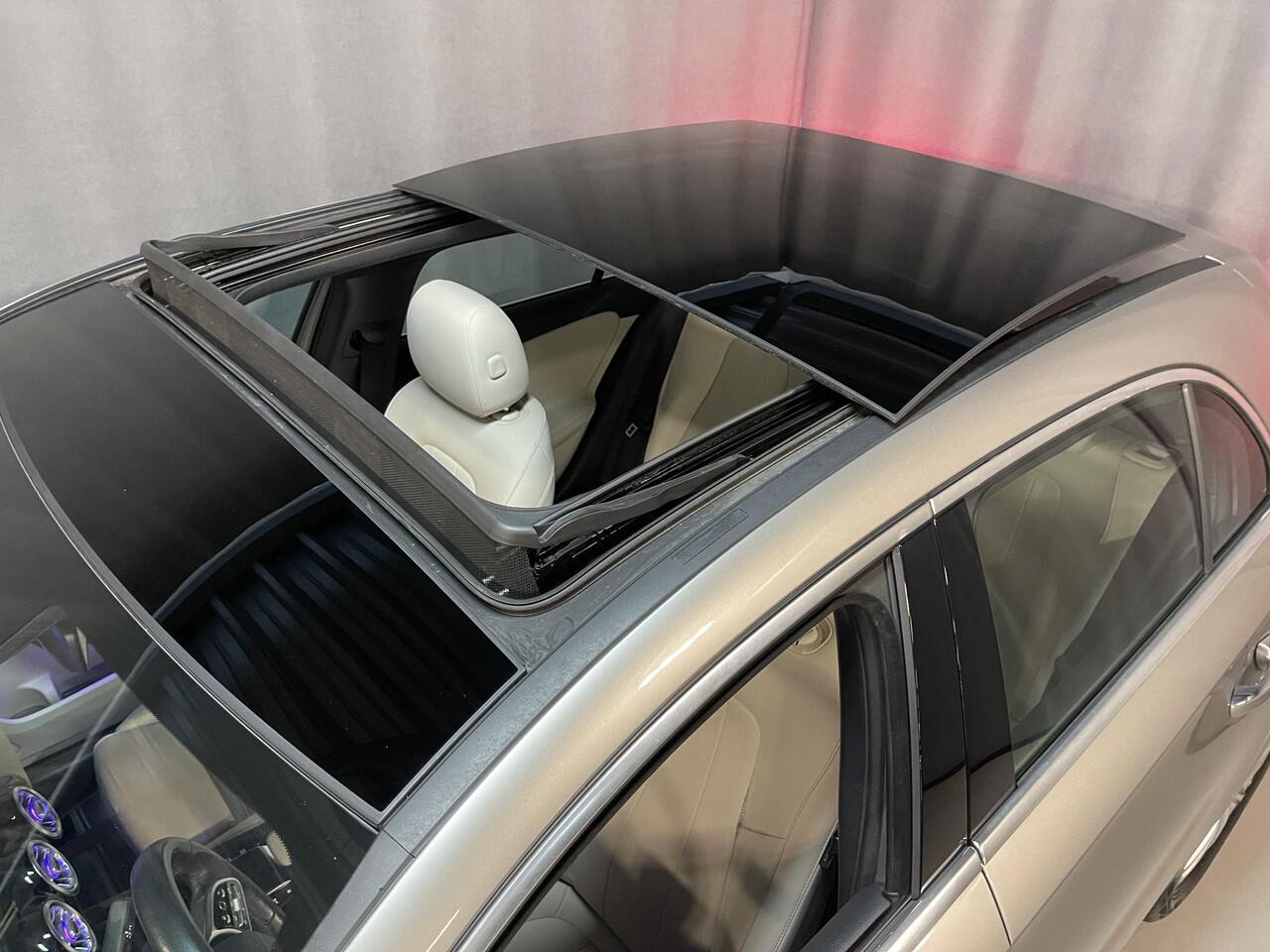 Mercedes-Benz A-KLASSE 180 Business Solution Luxury 17"/Panoramadak/Elektrische stoelen + memory/Keyless/Trekhaak/Stoelverwarming/Multibeam/Sfeerverlichting/Camera