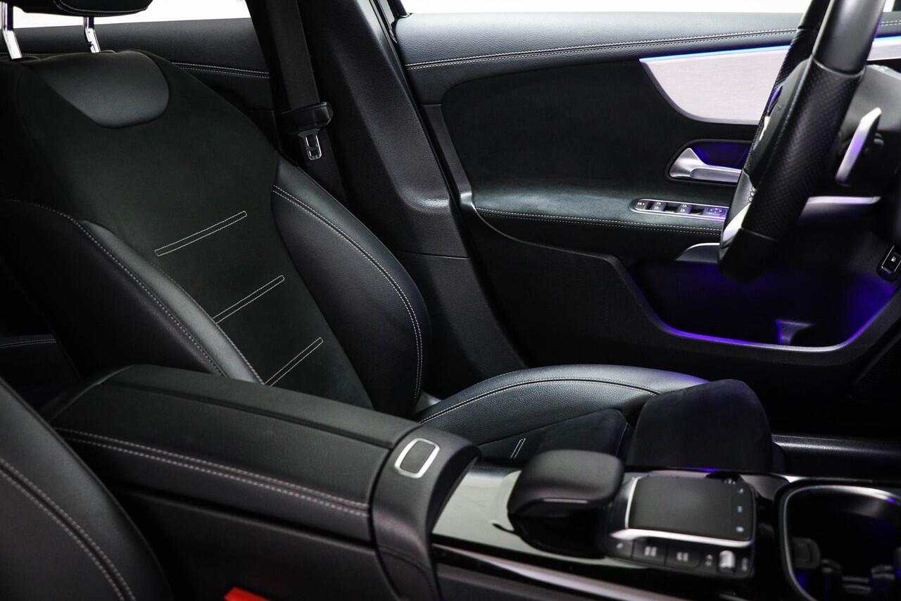 Mercedes-Benz A-KLASSE 250 e Premium Plus | SFEERVERLICHTING | DAB | APPLE | 18" | AMG |