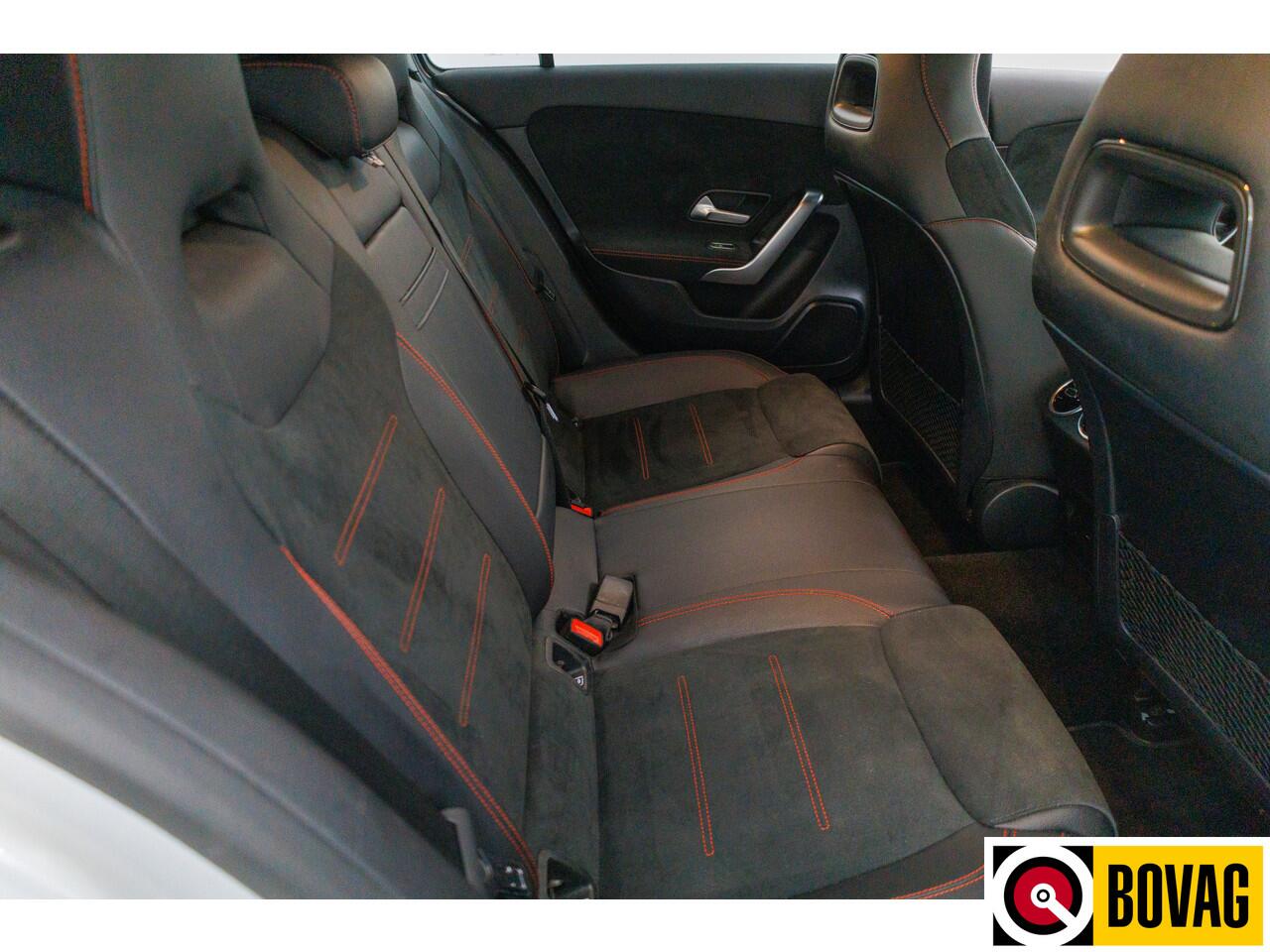 Mercedes-Benz A-KLASSE 250 e AMG Line | Cruise-control | PDC V+A + Camera | Stoelverwarming Sfeerverlichting, Extra getint glas, Navigatie, Aplle Carplay/Android auto, Keyless