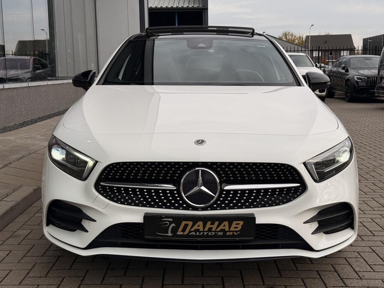 Mercedes-Benz A-KLASSE 250 e AMG Line | Nightpakket | Pano | Leder | El. stoelen | Achteruitrijcamera | Apple Carplay / Android Auto