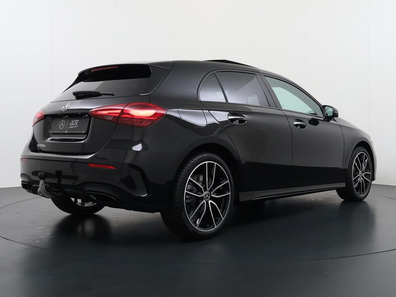 Mercedes-Benz A-KLASSE 250 e Business Solution AMG